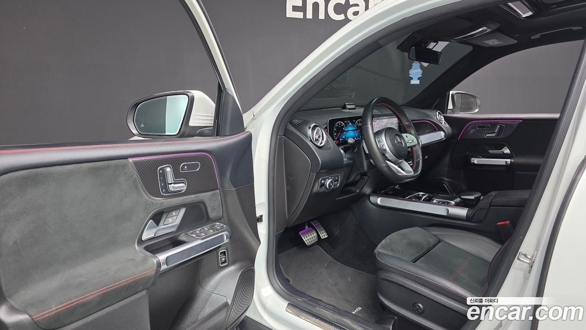 Mercedes-Benz GLB-Class 2020