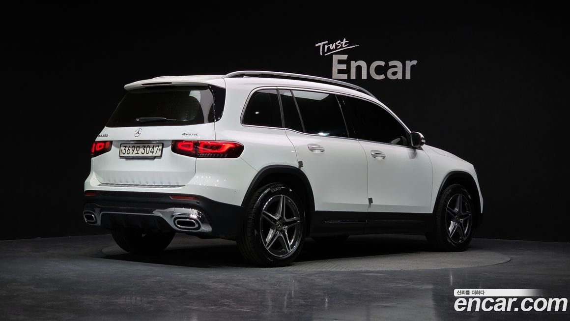 Mercedes-Benz GLB-Class 2020