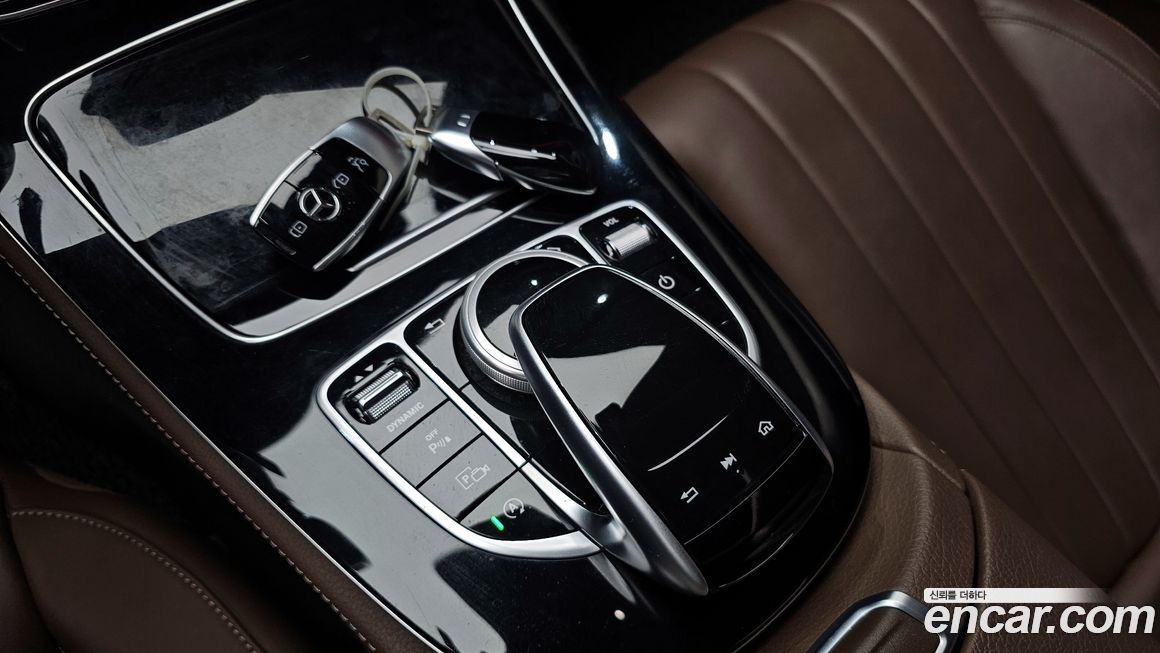 Mercedes-Benz E-Class 2019