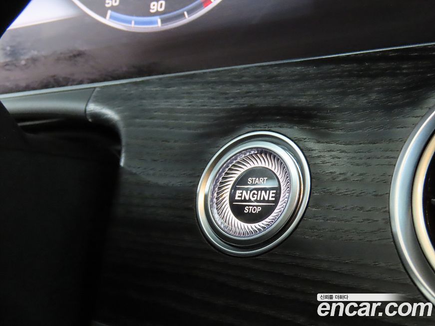 Mercedes-Benz E-Class 2020