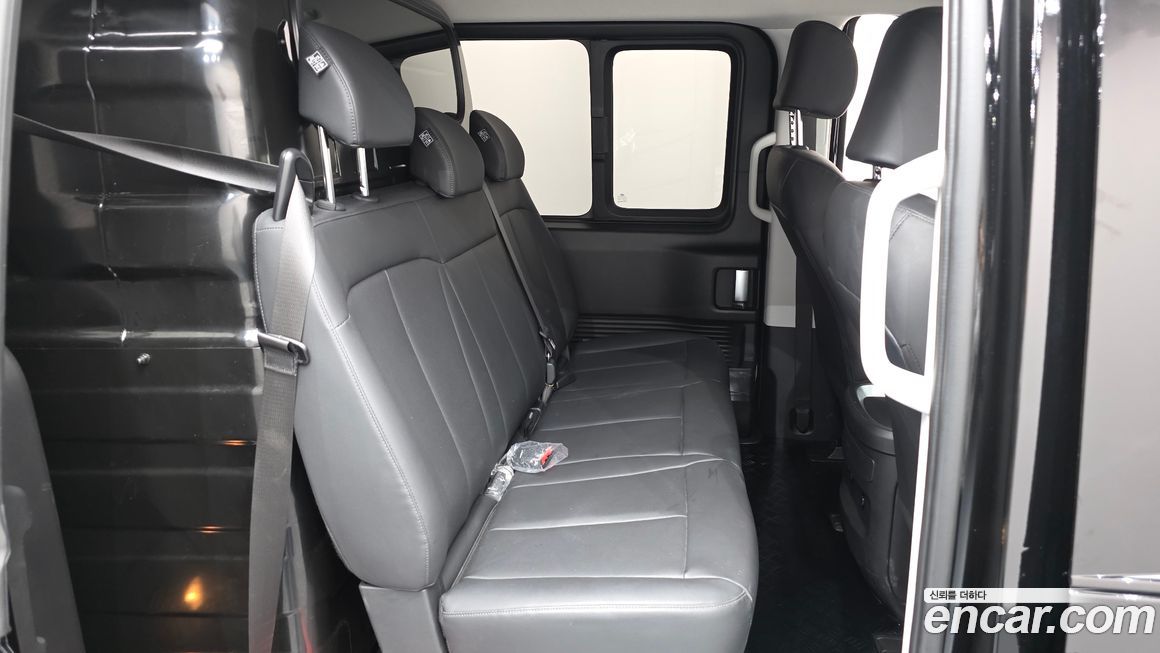 Hyundai Staria 2024