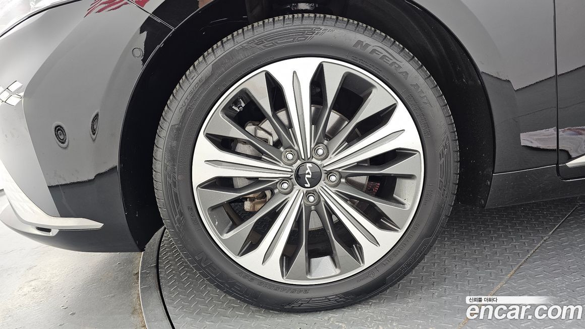 Kia K8 2023