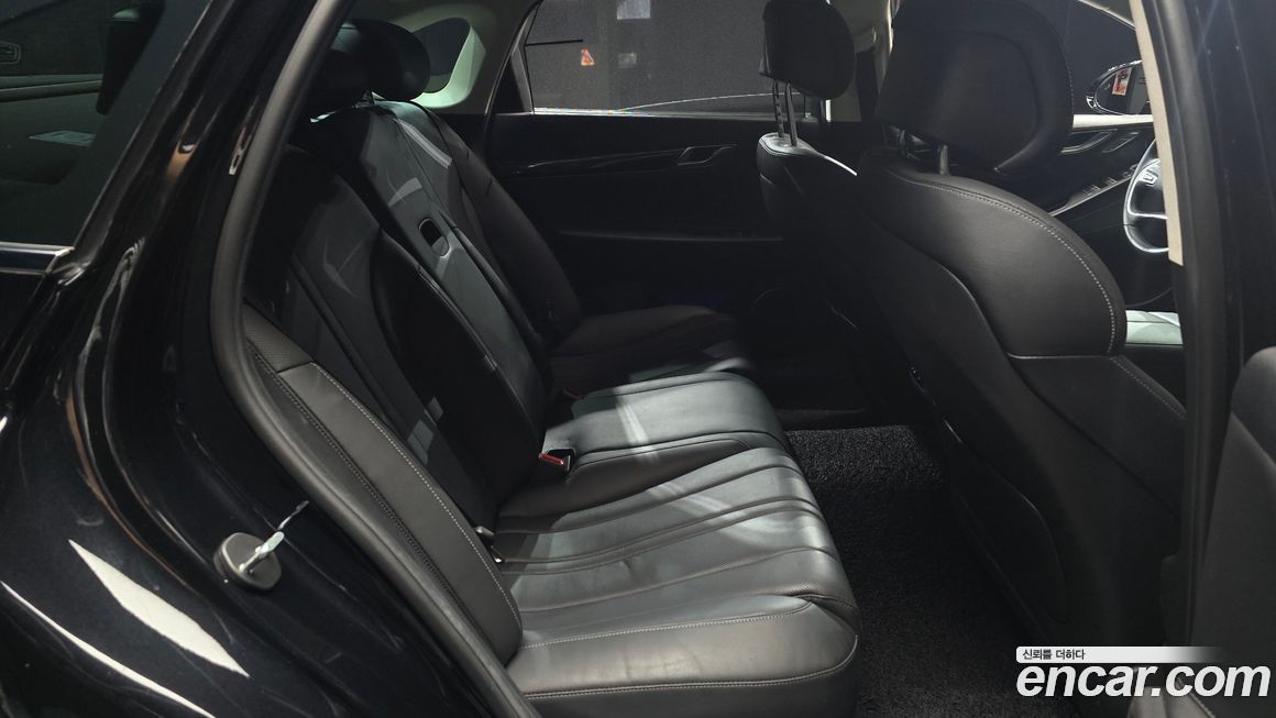 Genesis G80 2021