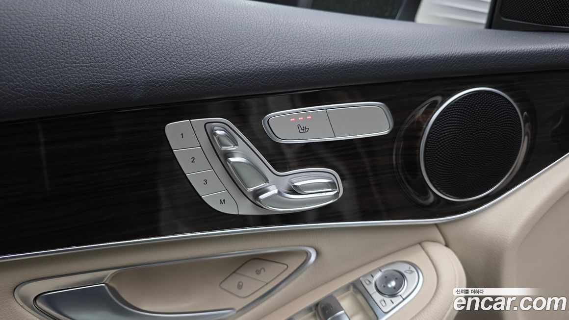 Mercedes-Benz GLC-Class 2019