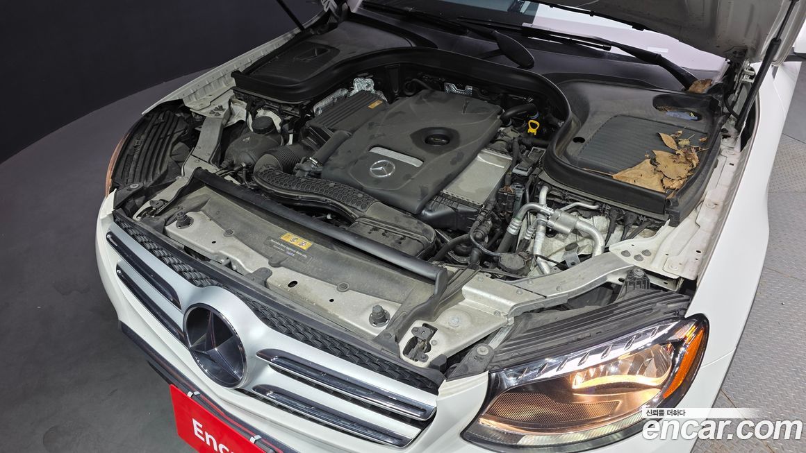 Mercedes-Benz GLC-Class 2019