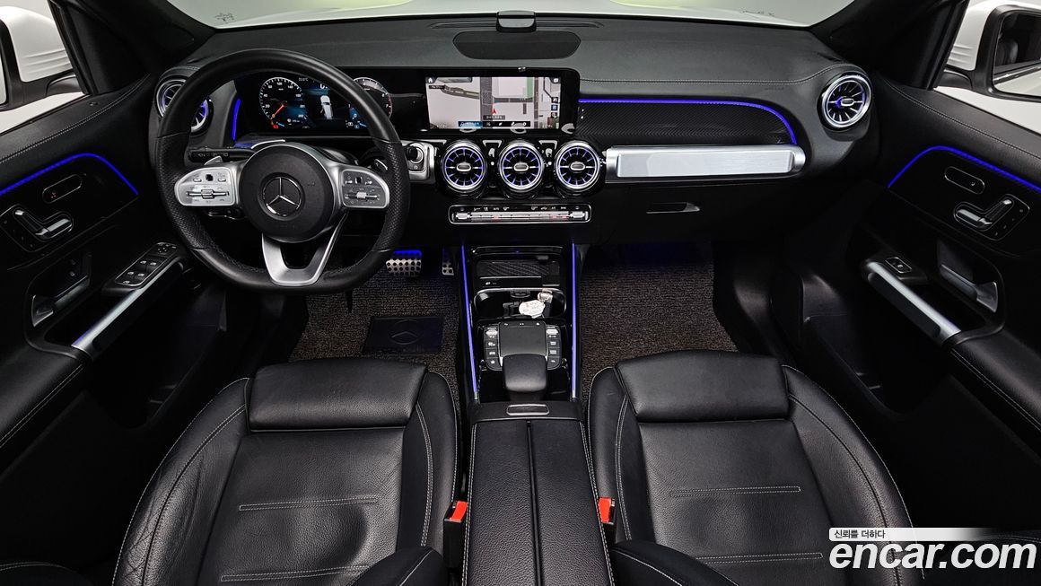 Mercedes-Benz GLB-Class 2021