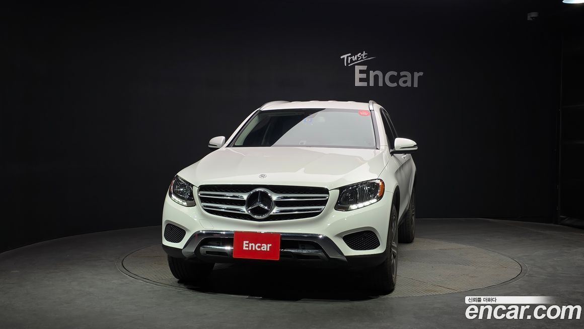 Mercedes-Benz GLC-Class 2019