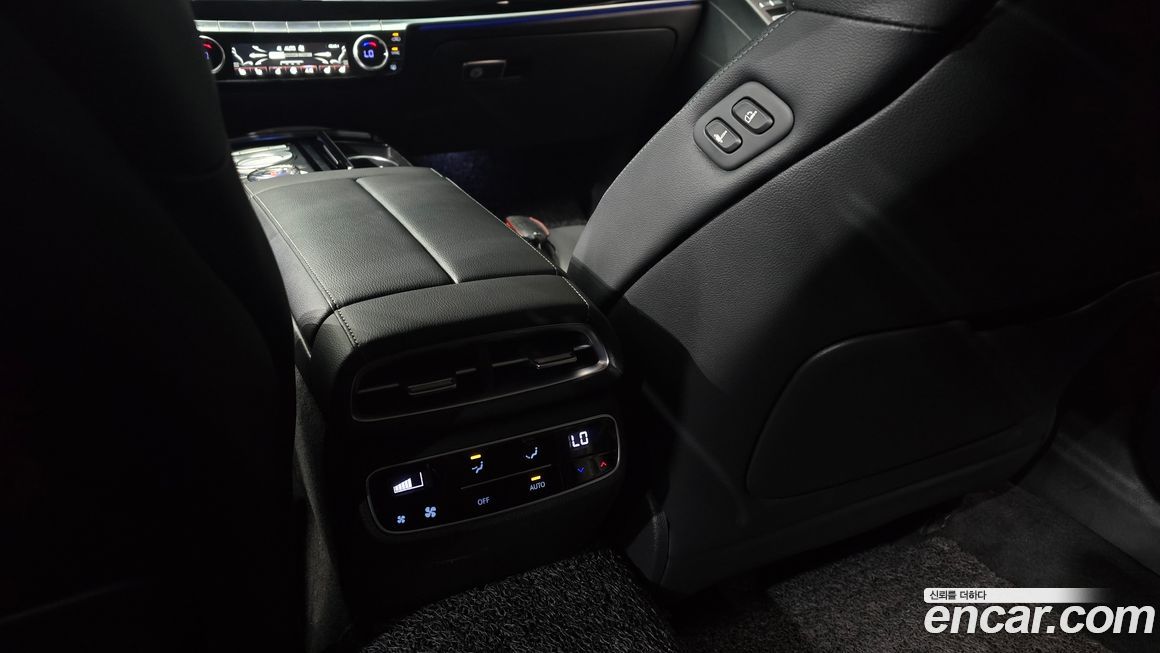 Genesis G80 2021