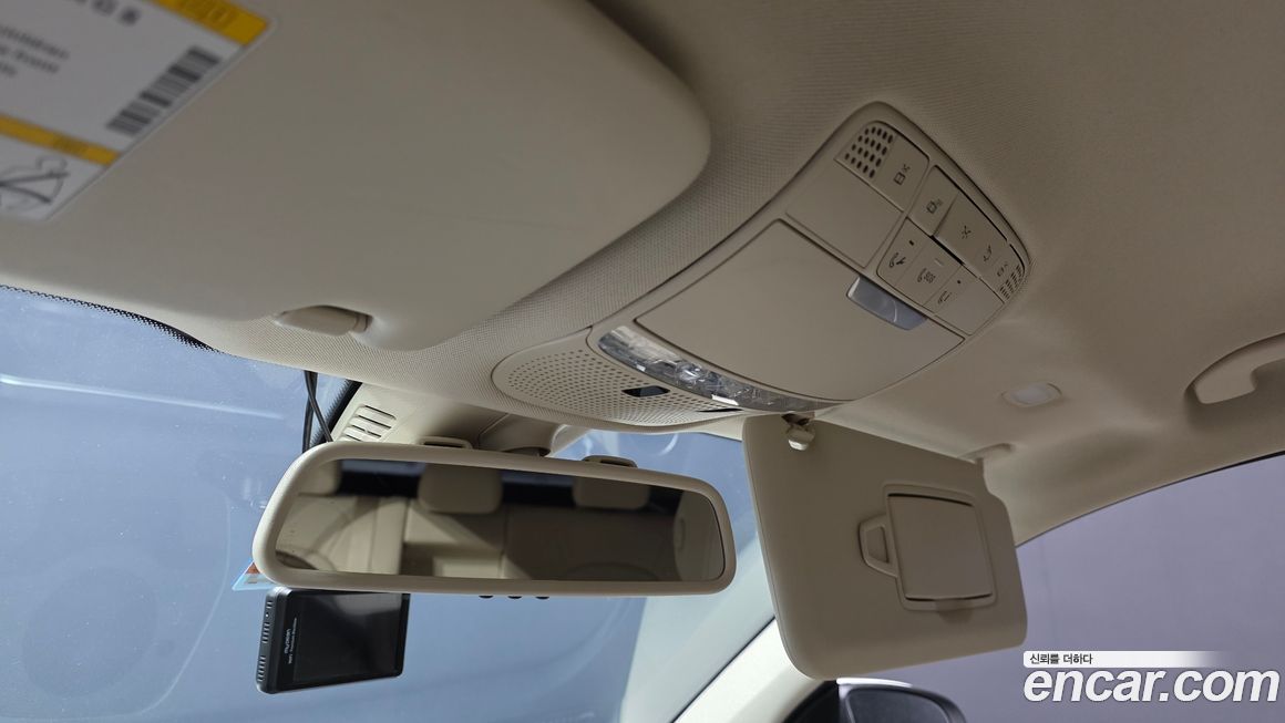 Mercedes-Benz GLC-Class 2019