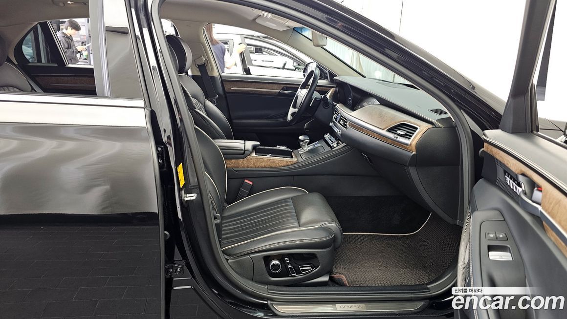 Genesis G90 2019