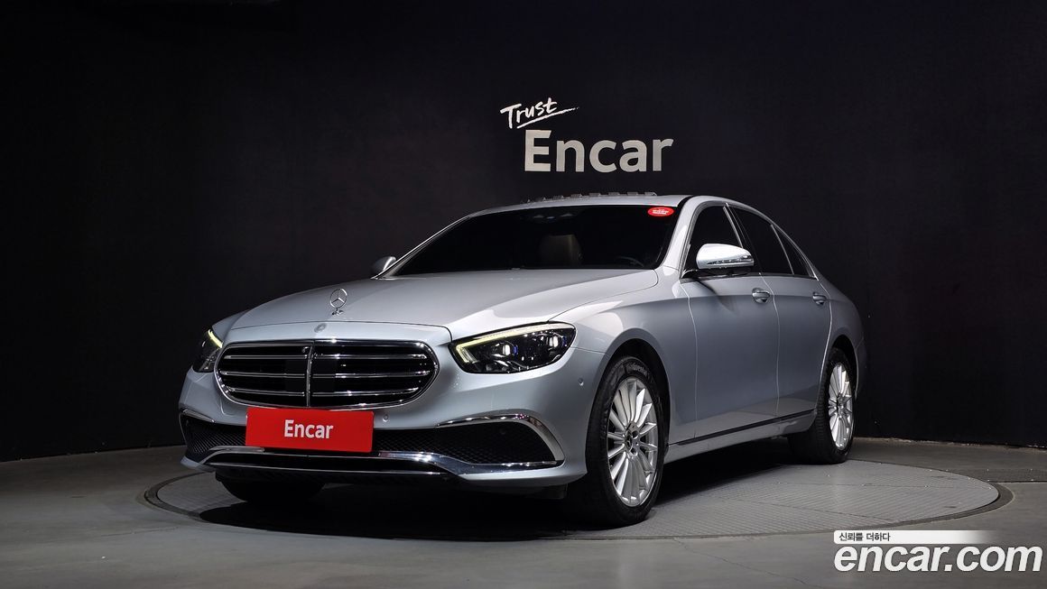 Mercedes-Benz E-Class 2021