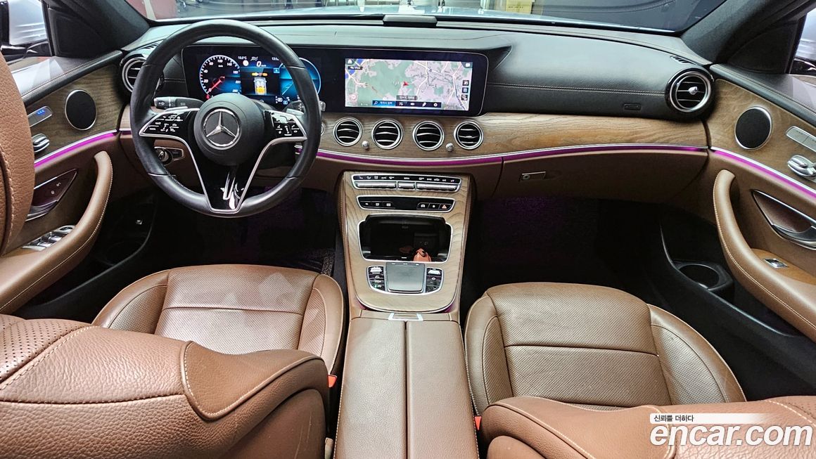 Mercedes-Benz E-Class 2021