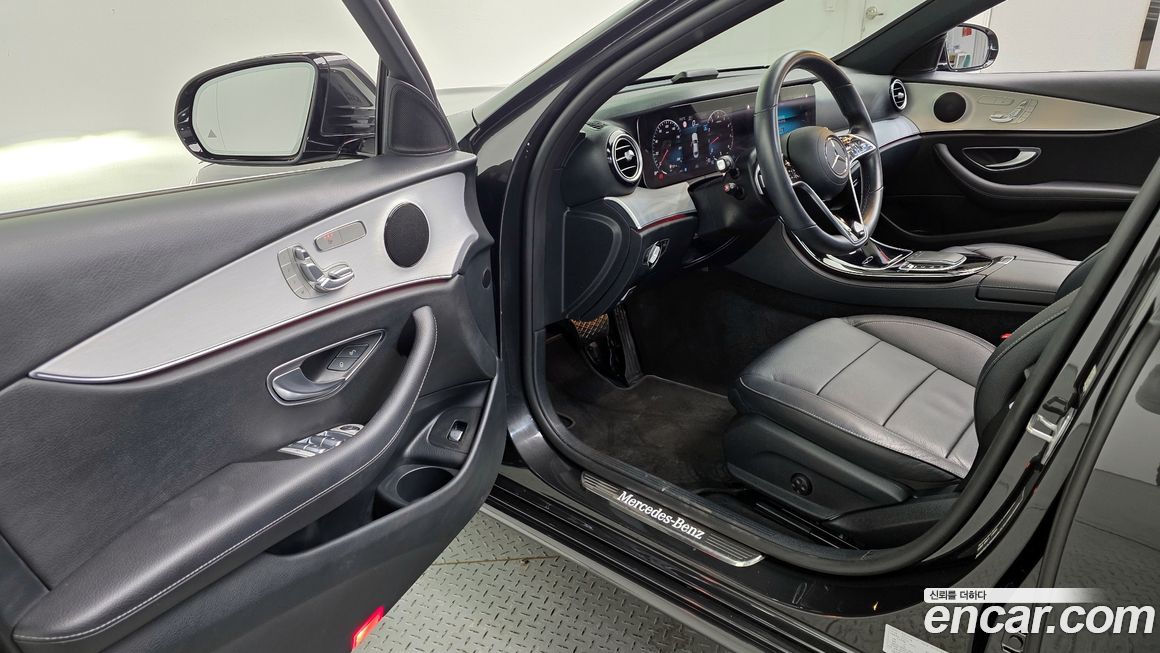Mercedes-Benz E-Class 2021