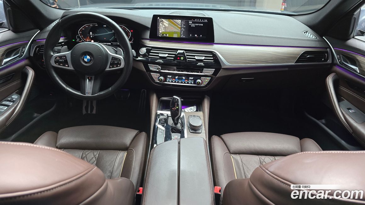 BMW 5-Series 2020