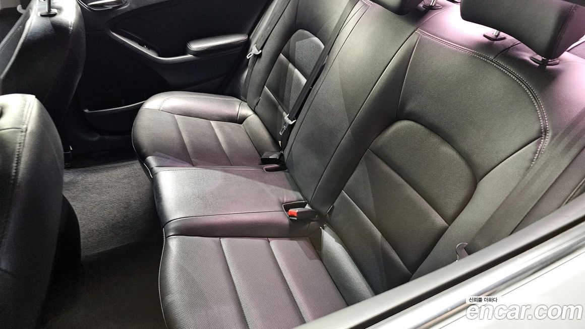 Kia K3 2013