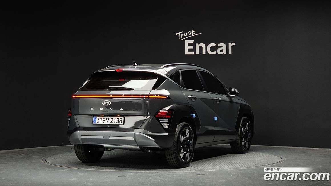 Hyundai Kona 2025