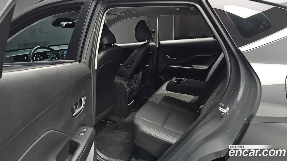 Hyundai Kona 2025