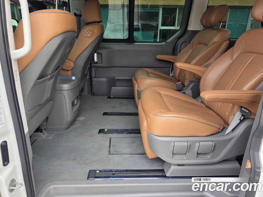 Hyundai Staria 2022