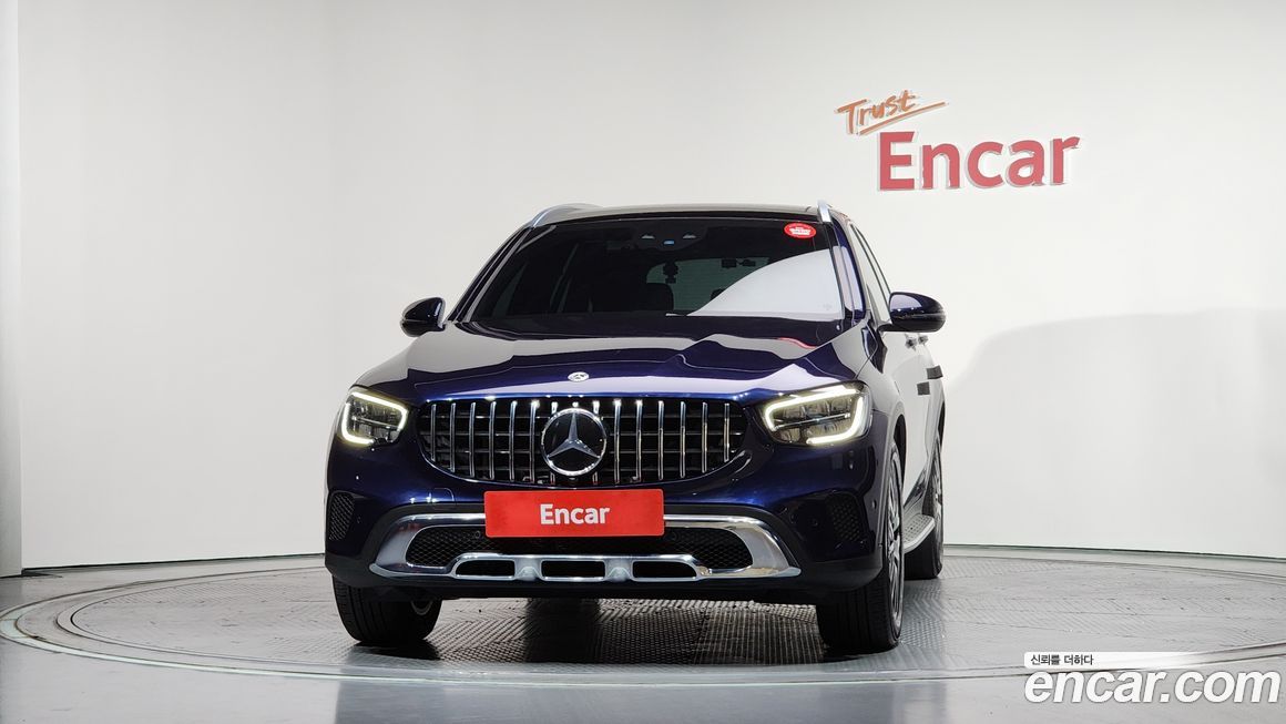 Mercedes-Benz GLC-Class 2021