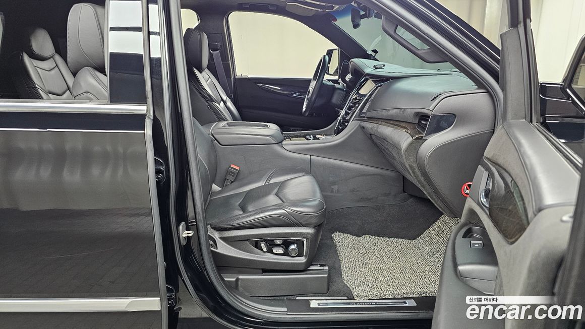 Cadillac Escalade 2016