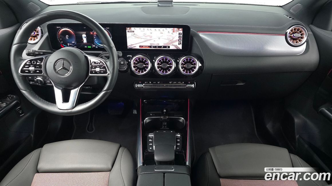 Mercedes-Benz EQA 2021