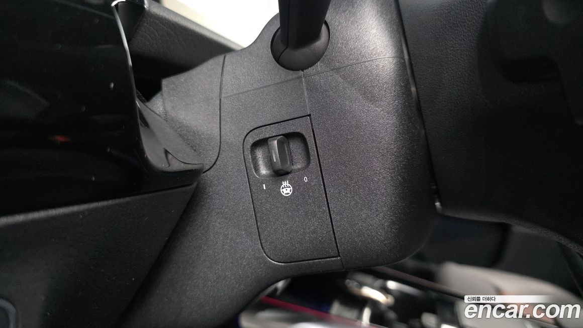 Mercedes-Benz EQA 2021