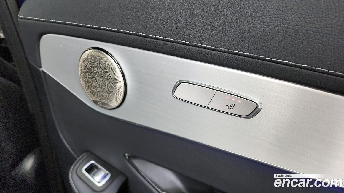 Mercedes-Benz GLC-Class 2021