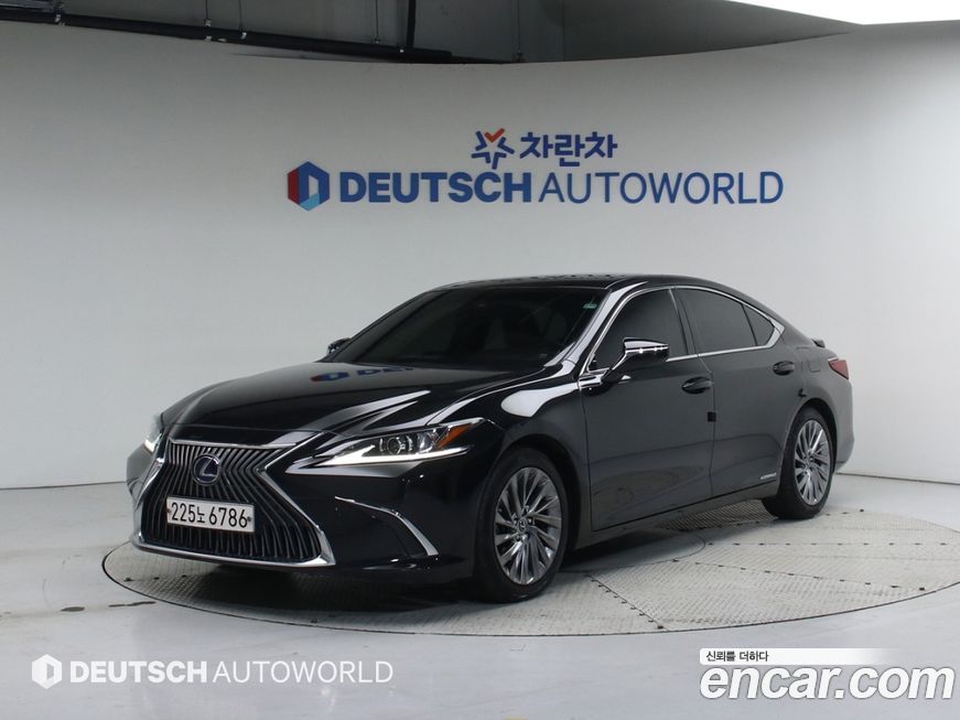 Lexus ES 2019