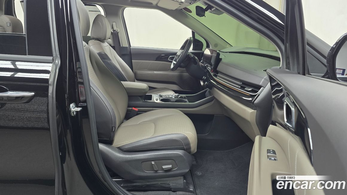 Kia Canival 2025