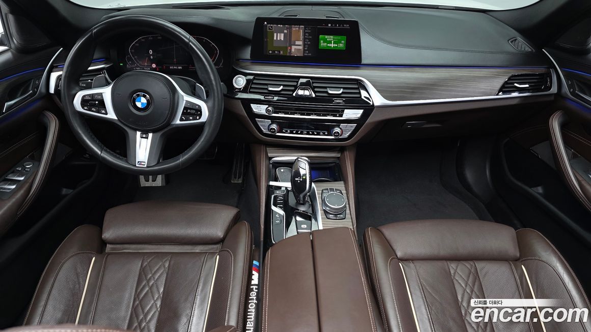 BMW 5-Series 2020