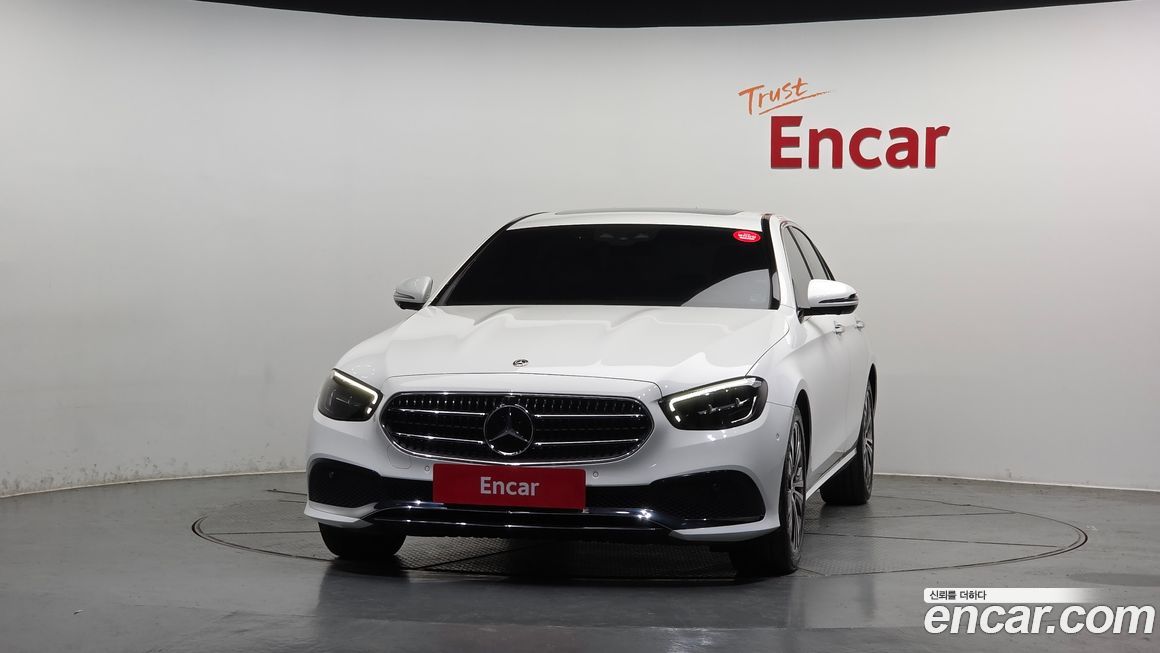 Mercedes-Benz E-Class 2021