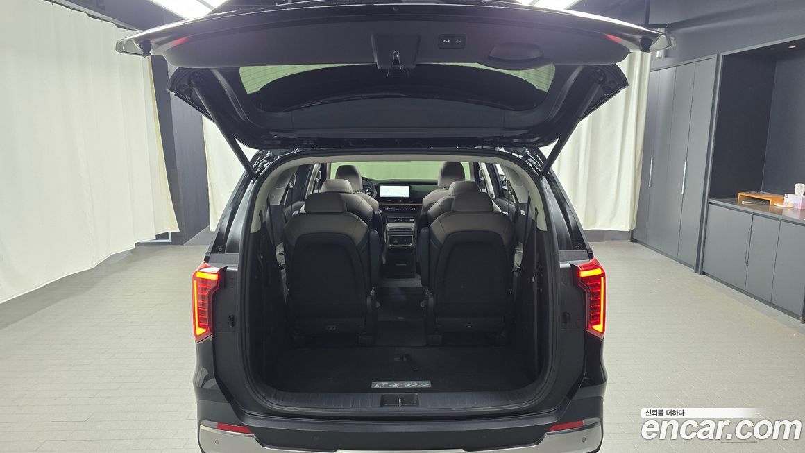 Kia Canival 2025