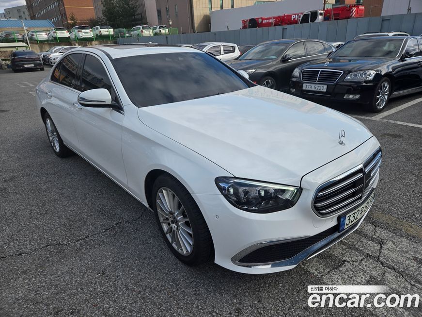 Mercedes-Benz E-Class 2021