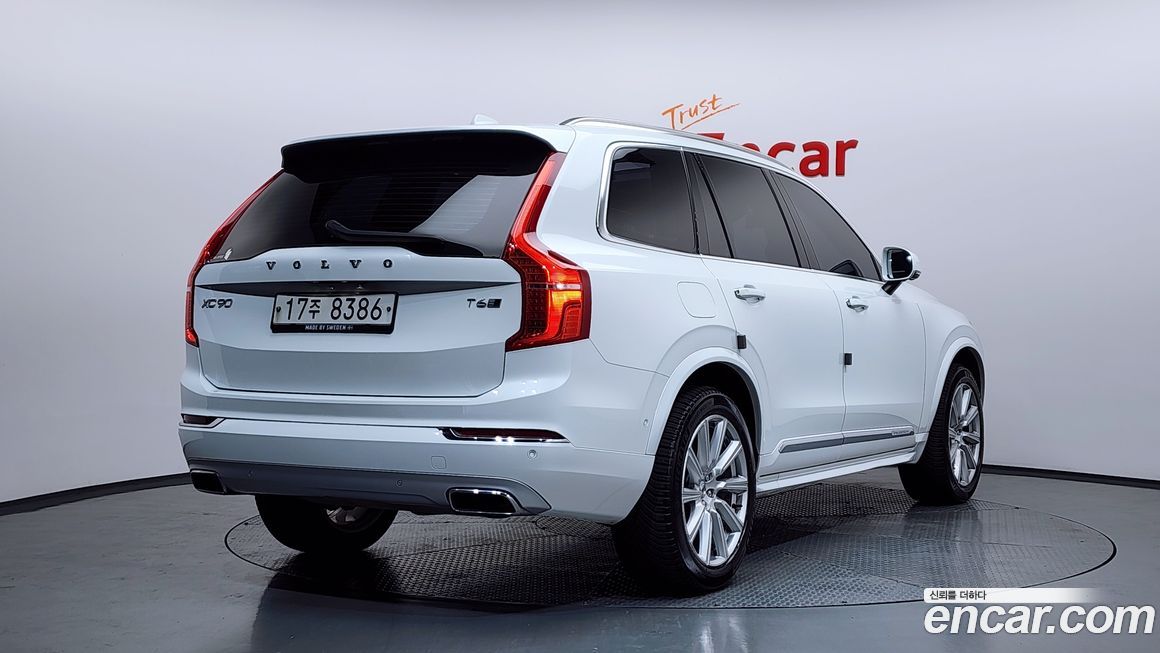 Volvo XC90 2019