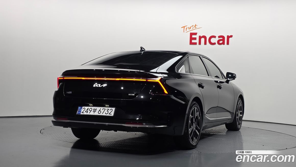Kia K8 2025