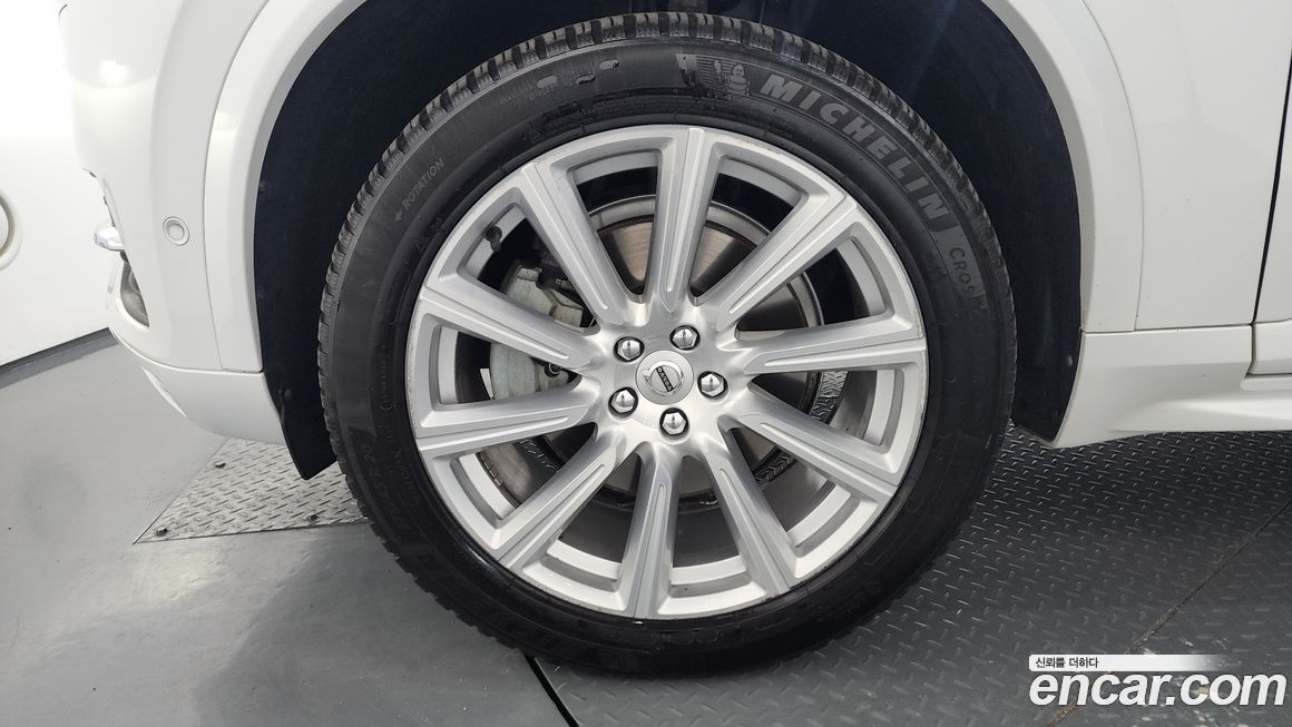 Volvo XC90 2019