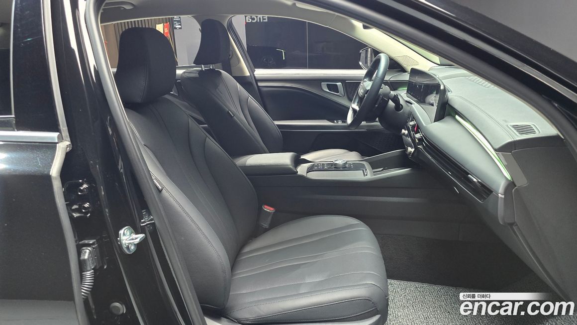 Kia K8 2025