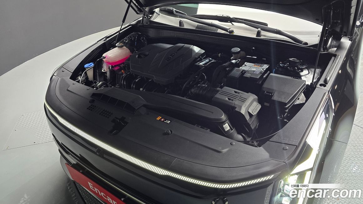 Kia K8 2025