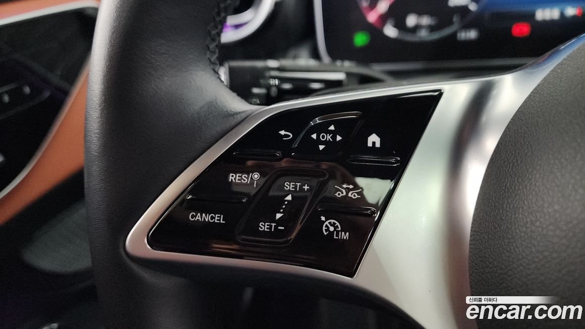 Mercedes-Benz C-Class 2023