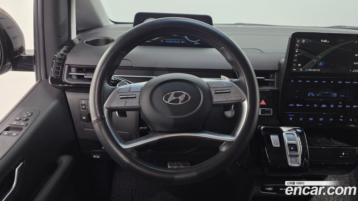 Hyundai Staria 2024