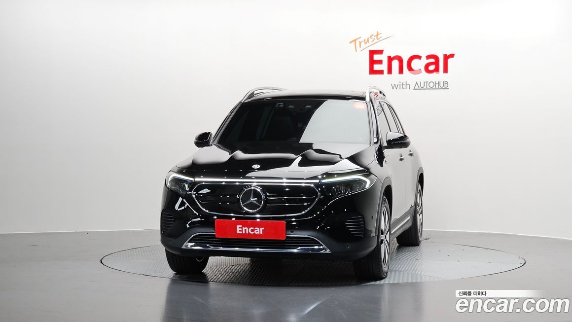 Mercedes-Benz EQB 2023