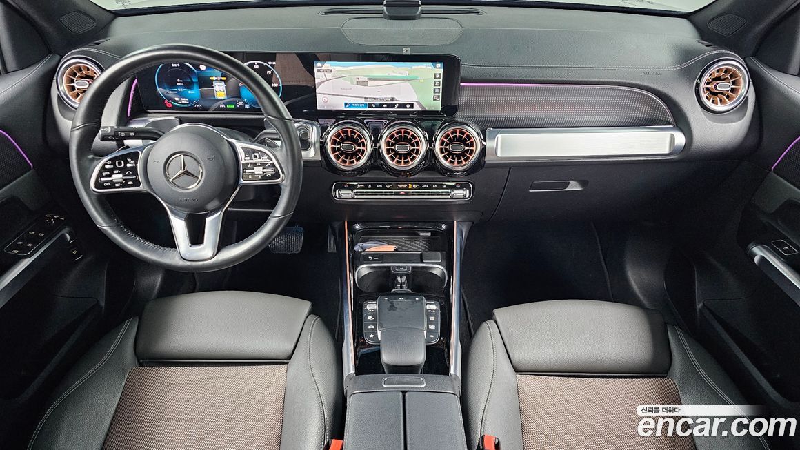 Mercedes-Benz EQB 2023