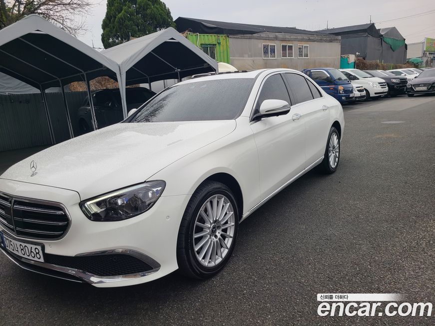 Mercedes-Benz E-Class 2021