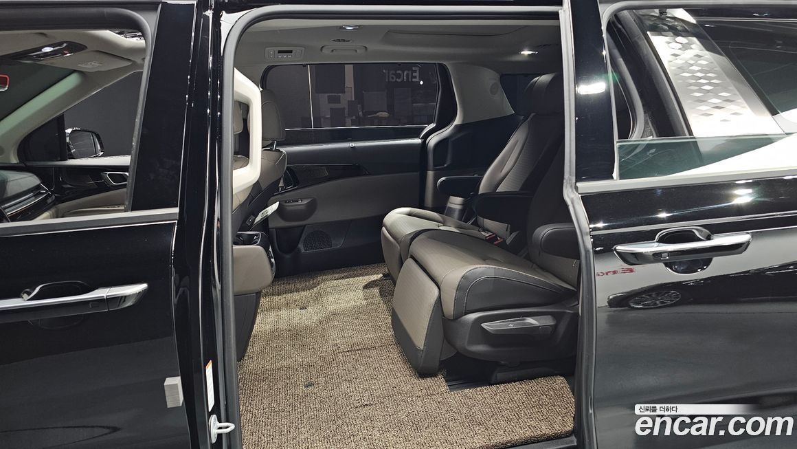 Kia Canival 2025