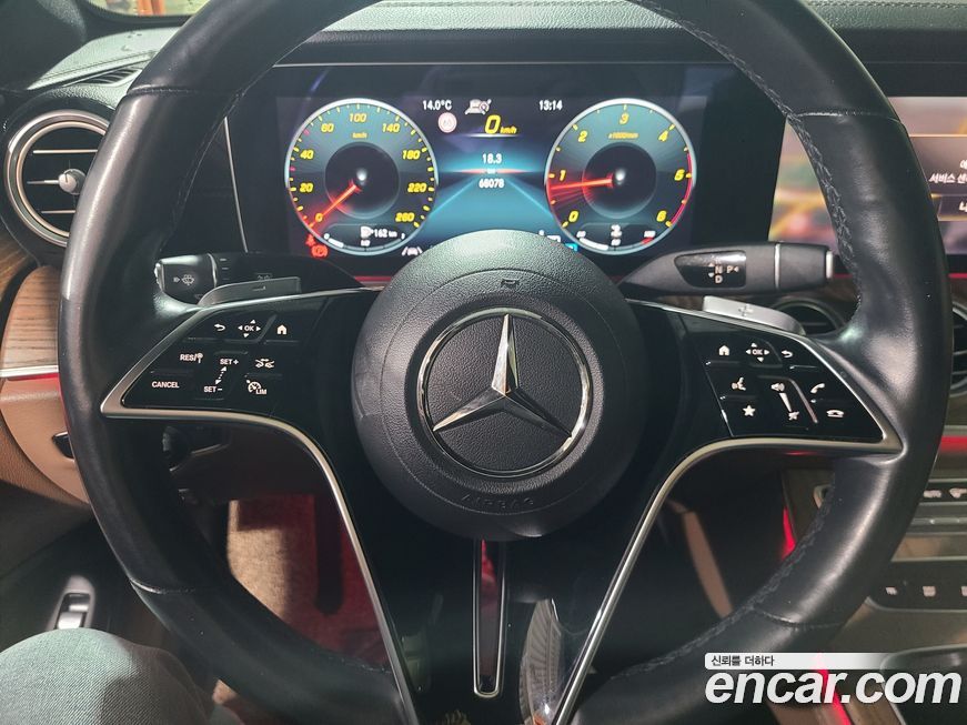 Mercedes-Benz E-Class 2021