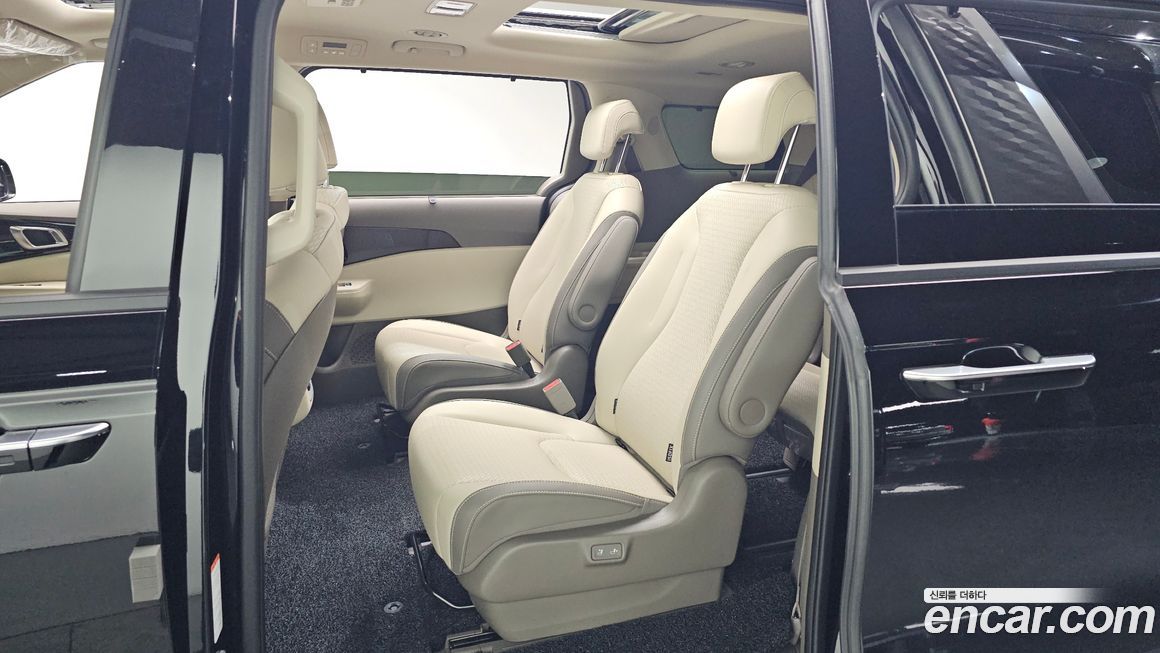 Kia Canival 2024