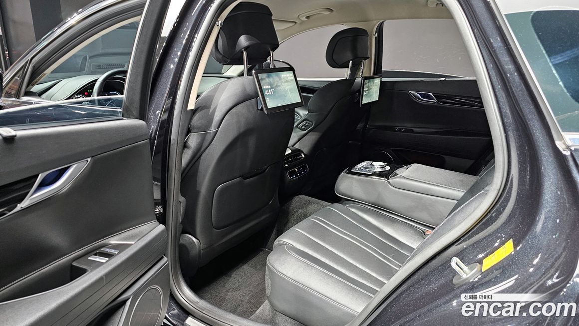 Genesis G80 2023