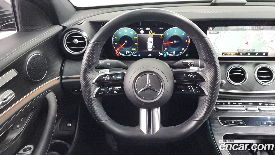 Mercedes-Benz E-Class 2021