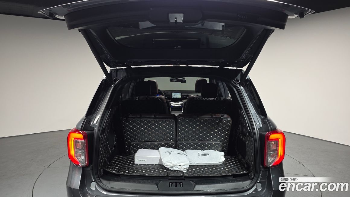Ford Explorer 2022