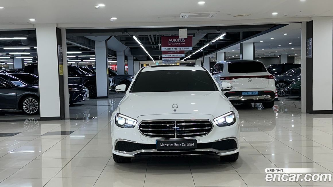 Mercedes-Benz E-Class 2022